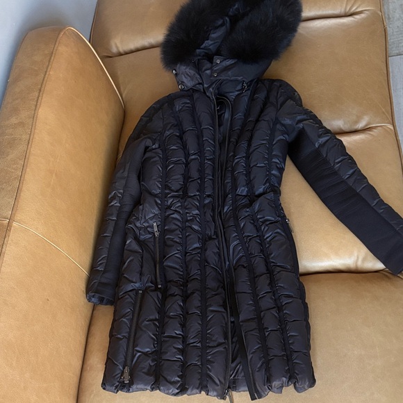 Zac Posen Outerwear - Picture 3 of 12